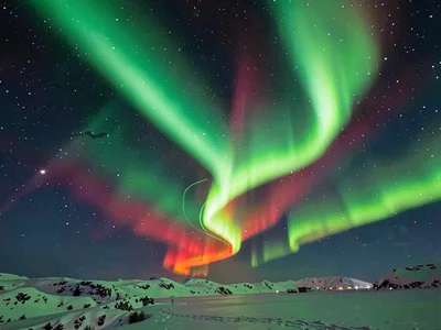 Green and red simultaneously visible in layers