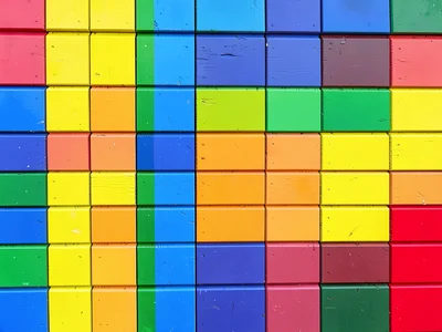 Painted fence boards as stripes