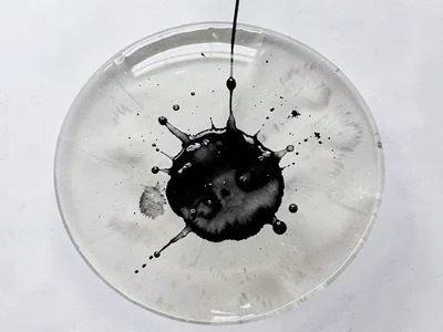 Dense ink sinking through lighter water