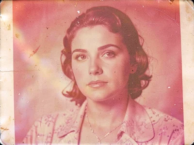 Portrait with rose tint throughout