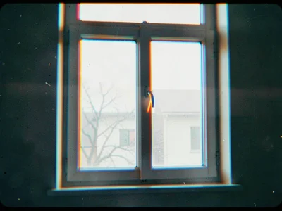 Window frame creating color edges