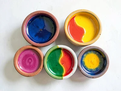 Pottery glazes showing color chemistry