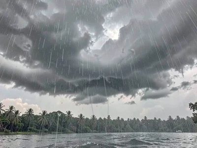 Wind-driven rain beginning horizontal