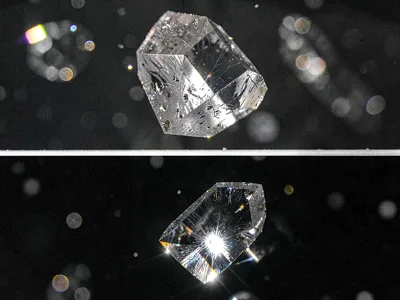Crystal showing both transmitted and reflected light