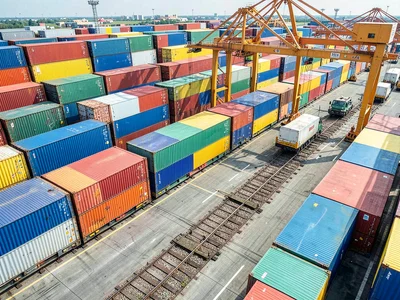 Intermodal Terminal Rail Flatcar Color Stripe