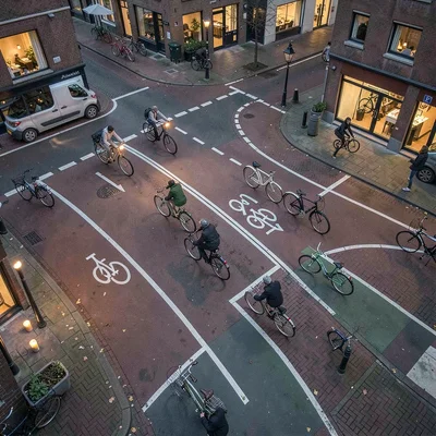 Bicycle rhythm through Copenhagen, the patterns of a Copenhagen bike lane inters
