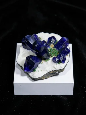 Azurite Royal Blue Malachite Green Contact Zone