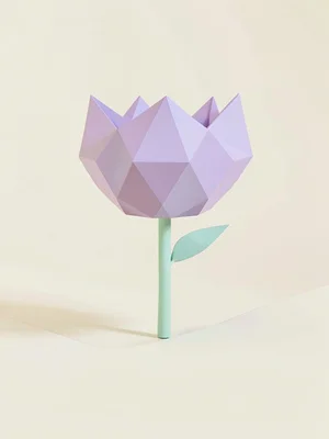 Cupped lavender lowpoly tulip with a chunky triangulated petal cup and mint stem