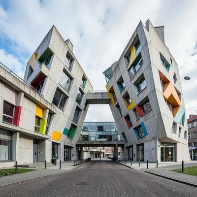 Post-war reconstruction modernism, Rotterdam radical geometry, Cube houses tilte