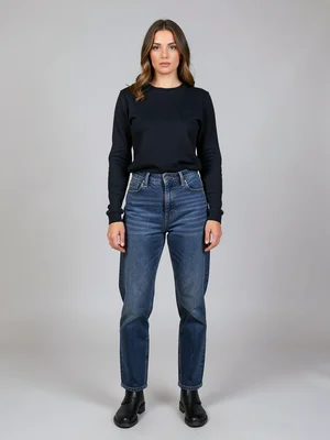 Full body studio look
