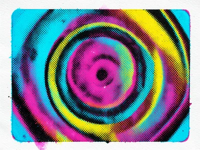 Moiré pattern from misaligned screens, unintentional pattern emerging from two h