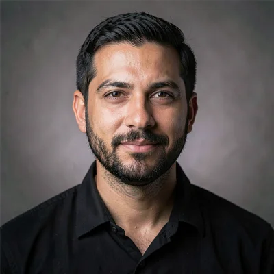 Portrait centered in square