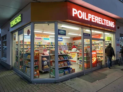 Convenience store glow