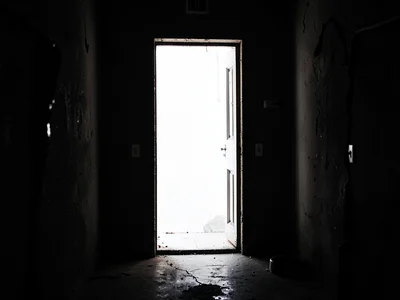 Doorway bright rest dark