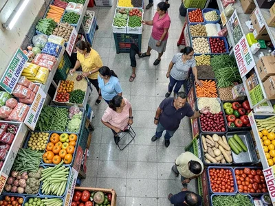 Food market overhead