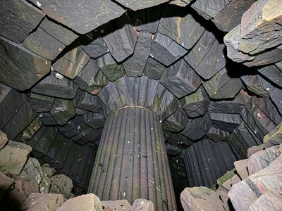 Columnar jointing in cave ceiling overhead