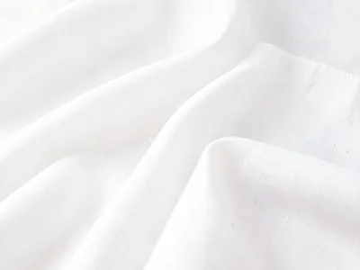 Linen folds in white light
