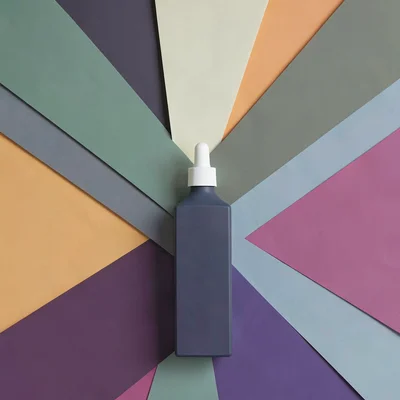 Wide modular composition of branching rectangular blocks fanning out from a cent