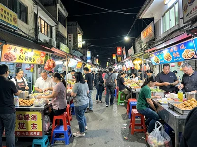 Food stalls compressed in night market