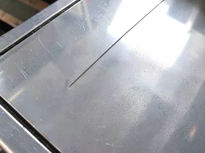 Silver surface meeting other metal