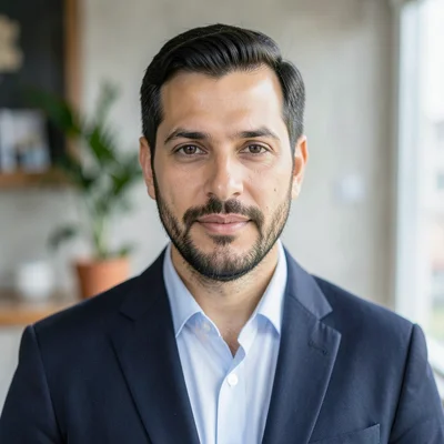 Portrait centered in square