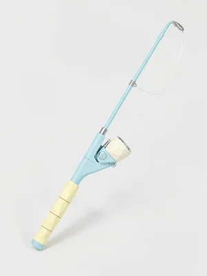 Reeled sky-blue lowpoly fishing rod with a triangulated cream reel and butter-ye