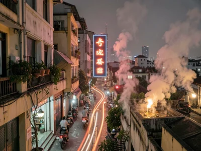 Banh cuon steam in morning alley