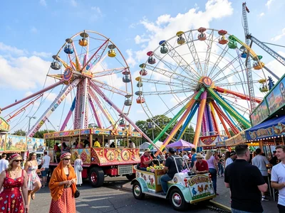 Carnival rides traces