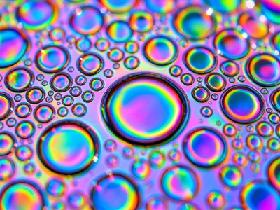 Oil film at extreme thin edge, rainbow interference without bubble structure, pu