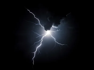 Lightning flash as momentary light