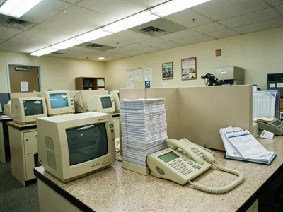Computer Help Desk Counter