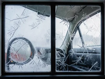 Car interior frost different from exterior