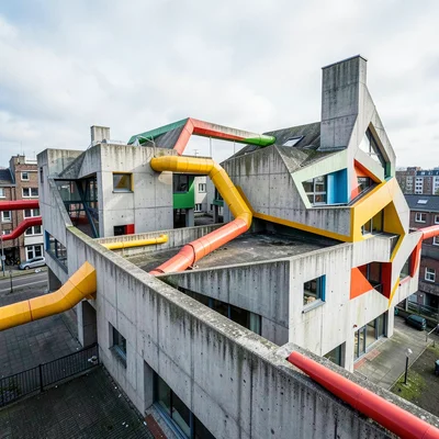 Post-war reconstruction modernism, Rotterdam radical geometry, Ventilation ducts