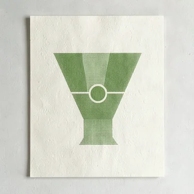 Riso flyer motif of a halftone connected-funnel diagram with a single highlighte