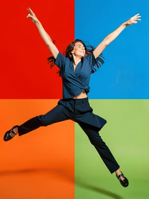 Dancer in split color space