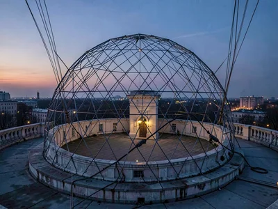 Control cables and dome making geometric web