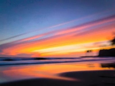 Sunset color reflected in motion blur