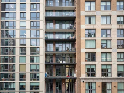 Mixed use facade complexity