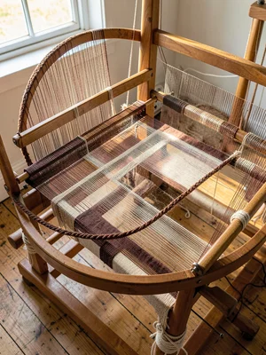 Winding the Warp Chain