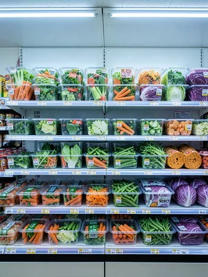 Pre-Made Salad Shelf Clear Containers