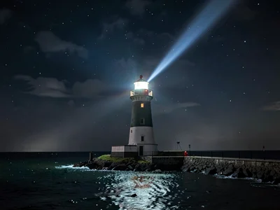 Lighthouse beam rotation