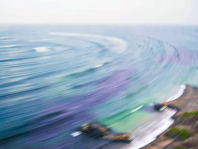 Wind direction changing blur pattern