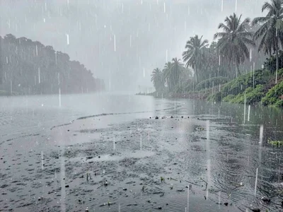 Heavy rain erasing background