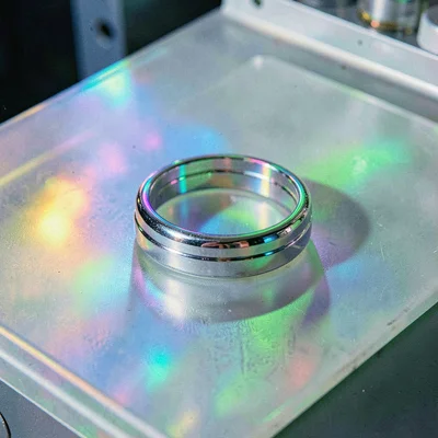 Y2K chrome ring reflection