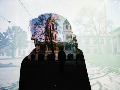 Architecture through walking figure