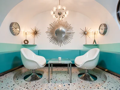 Pair of Egg Pod Chairs Facing