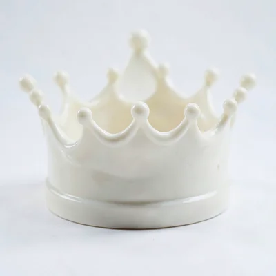Drop collision milk crown