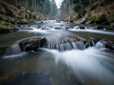 Riffle becoming smooth at long exposure