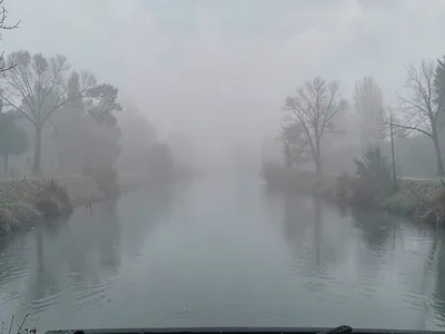 River invisible in smog