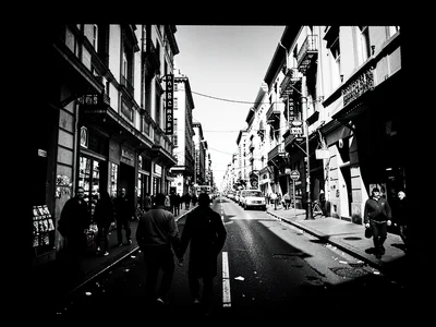 Street scene high contrast